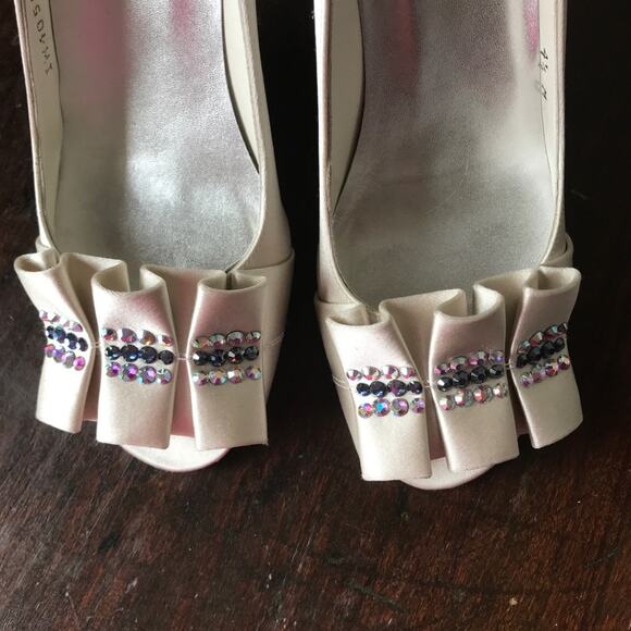 Stuart Weitzman jeweled kitten heels - Picture 2 of 7